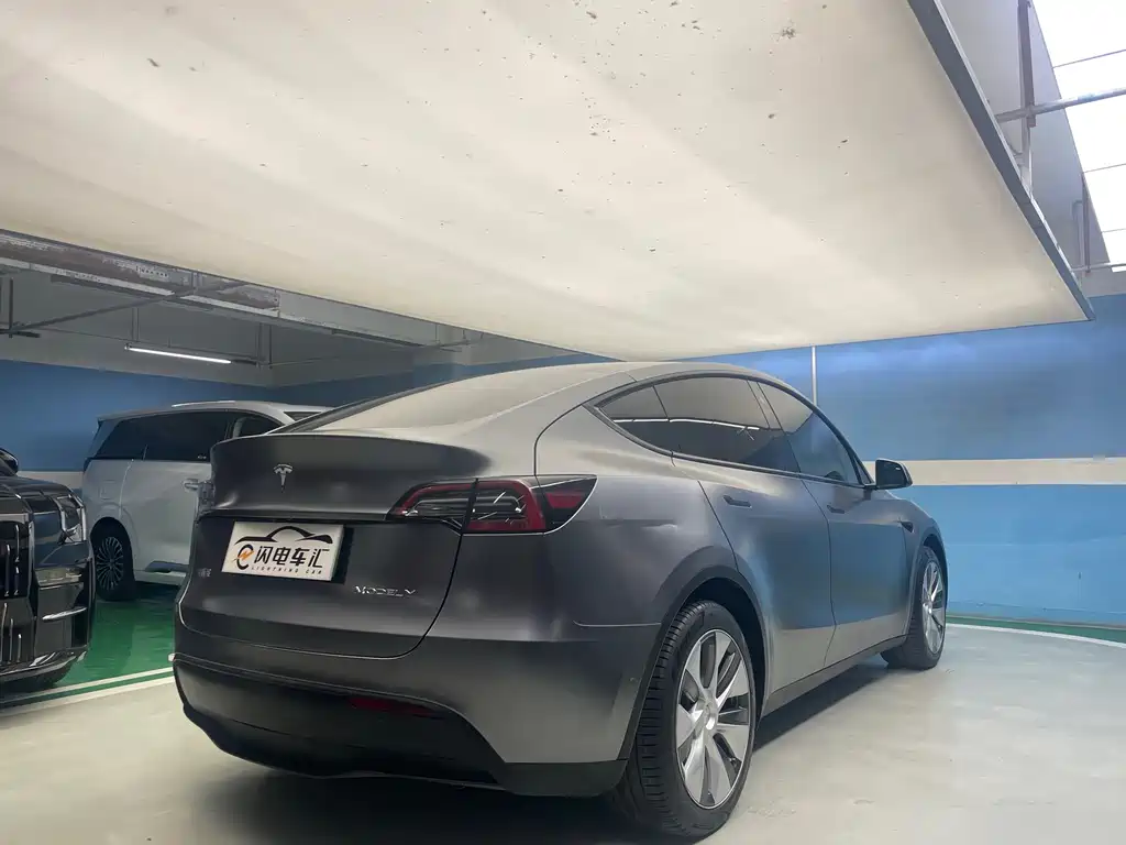 Tesla Model Y 2022 — фото 6