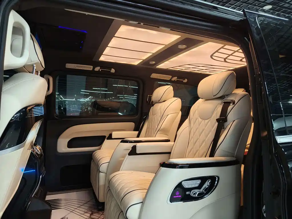 Mercedes-Benz Vito 2023 — фото 37