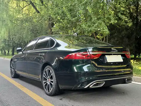 Jaguar XFL 2021