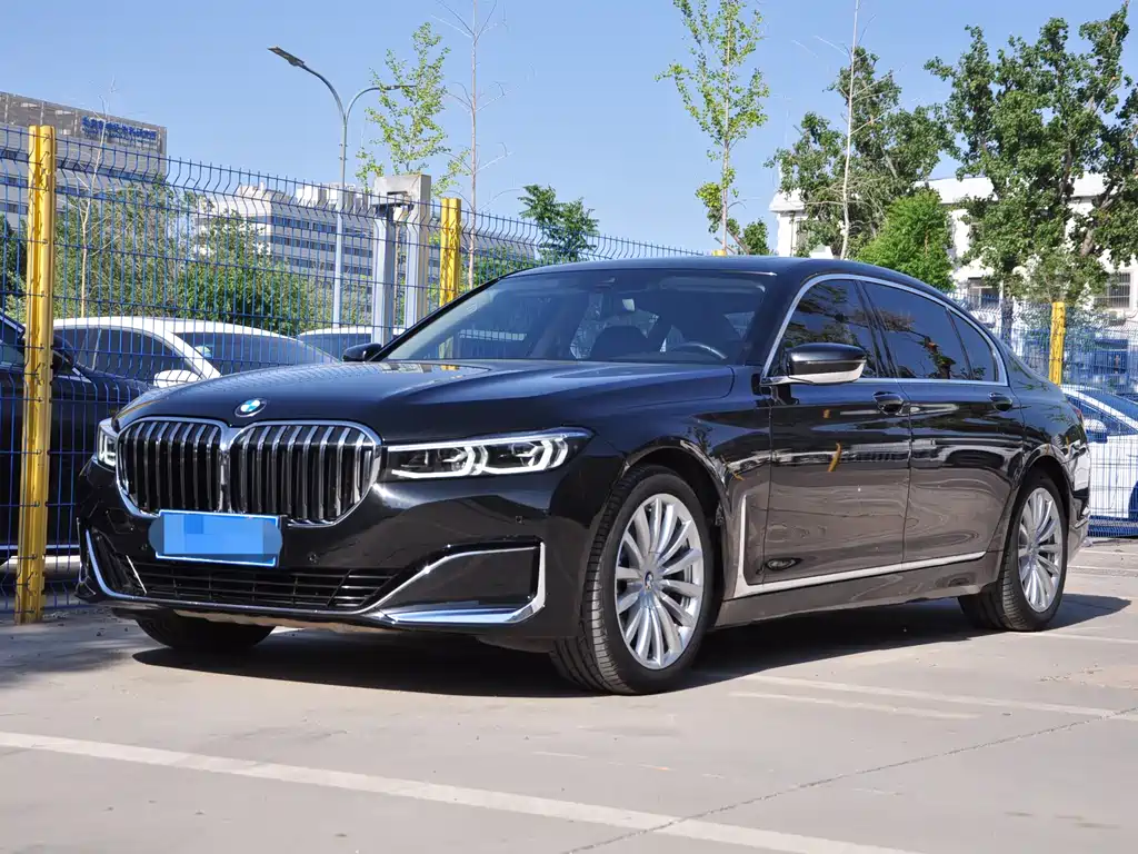 BMW 7 Series 2019 — фото 1