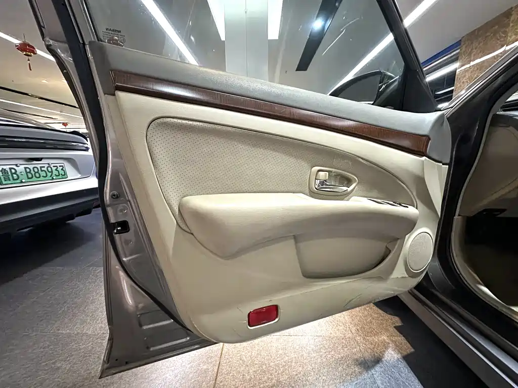 Nissan Sylphy 2011 — фото 10