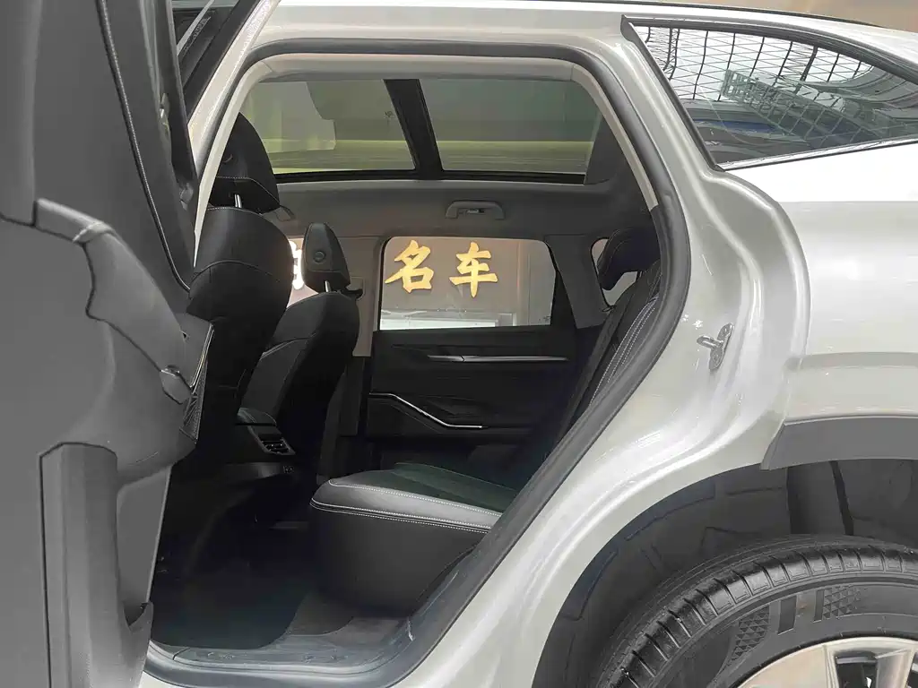 Haval H6 2023 — фото 12