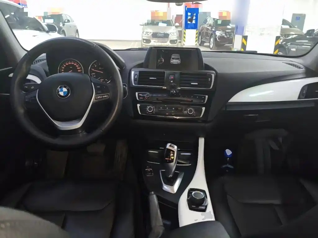 BMW 1 Series 2016 — фото 10