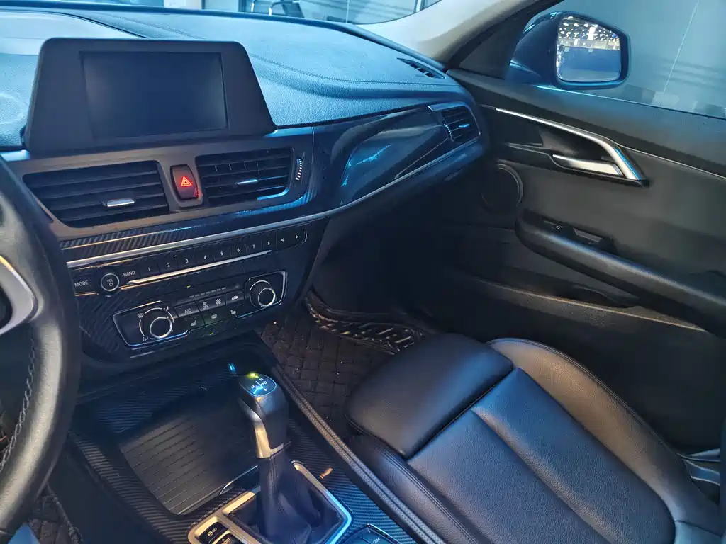 BMW 1 Series 2019