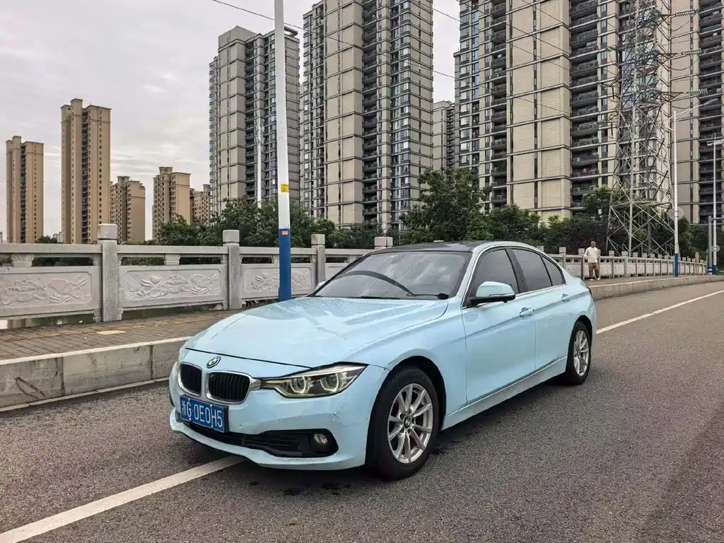 BMW 3 Series 2016 — фото 1