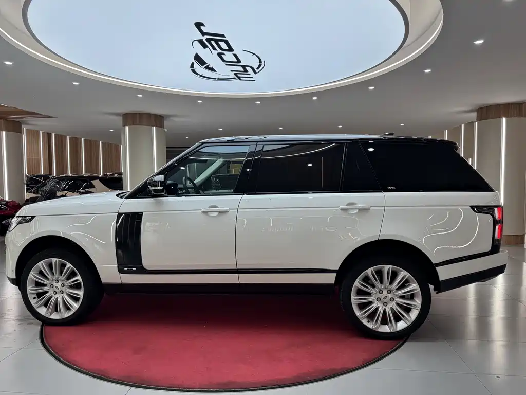 Land Rover Range Rover 2020 — фото 8