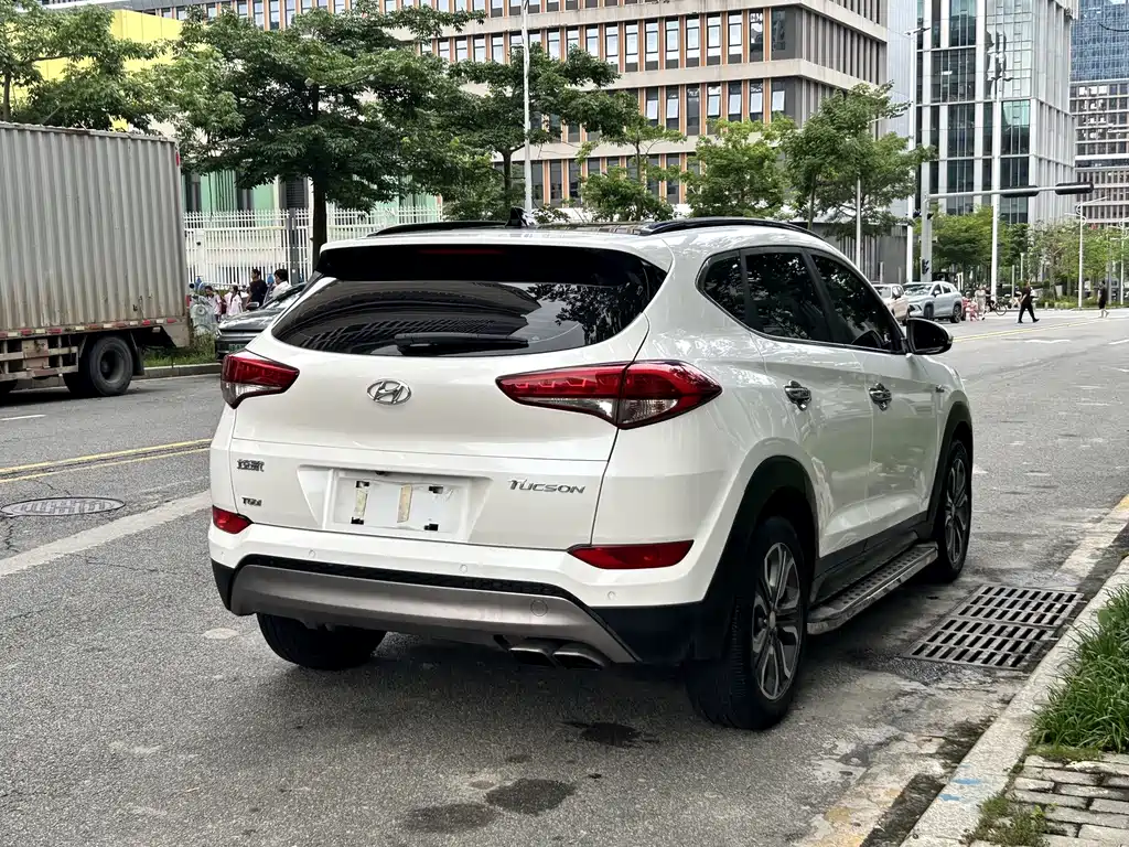 Hyundai Tucson 2016 — фото 4