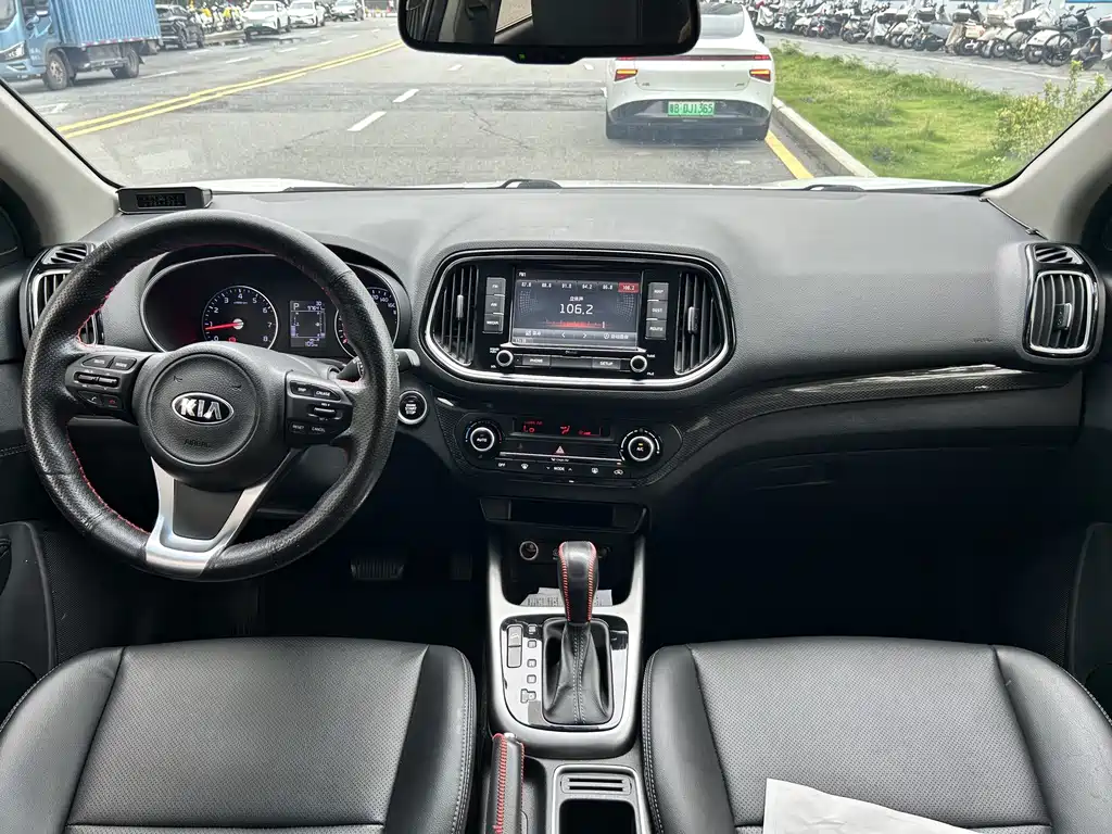 Kia KX3 2016 — фото 9