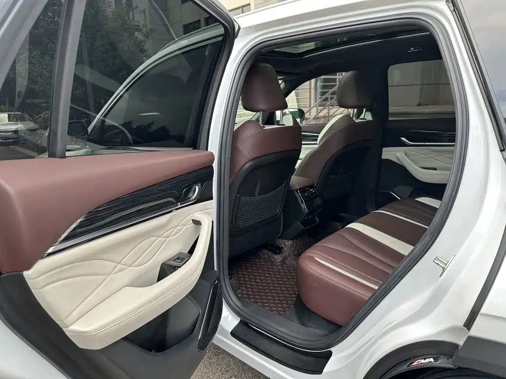 Geely Xingyue L 2023 — фото 15