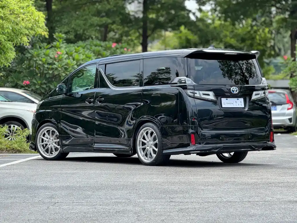Toyota Vellfire 2021 — фото 4