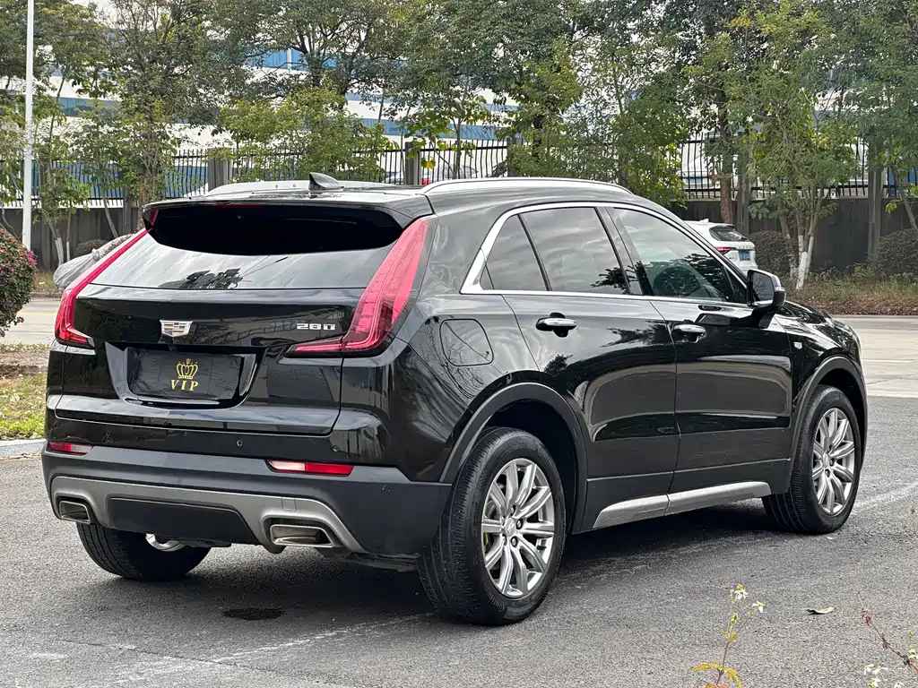 Cadillac XT4 2020 — фото 12