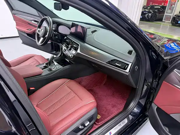 BMW 5 Series 2022