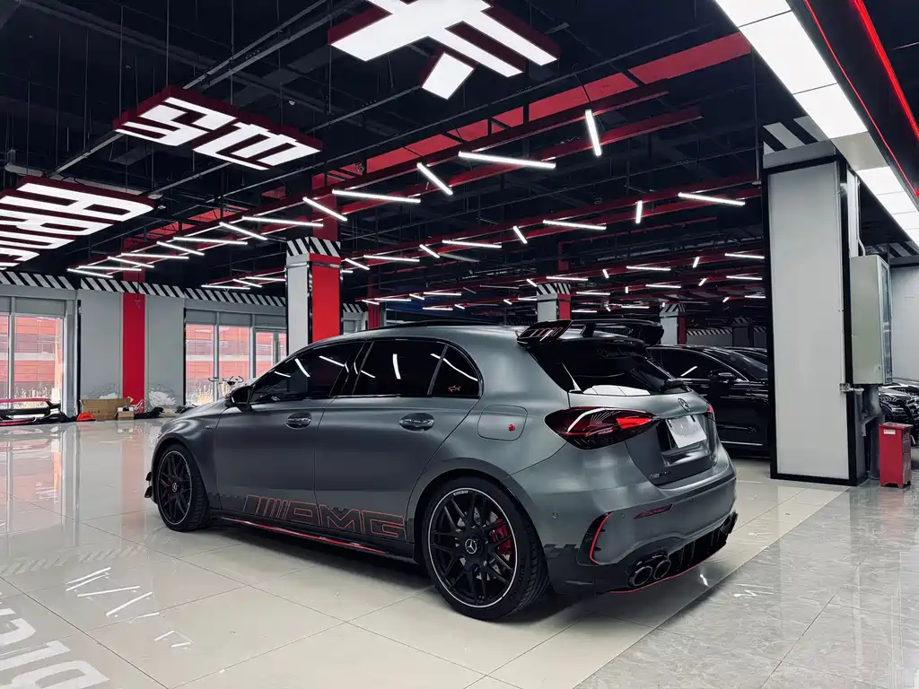 Mercedes-Benz A-Class AMG 2024 — фото 6
