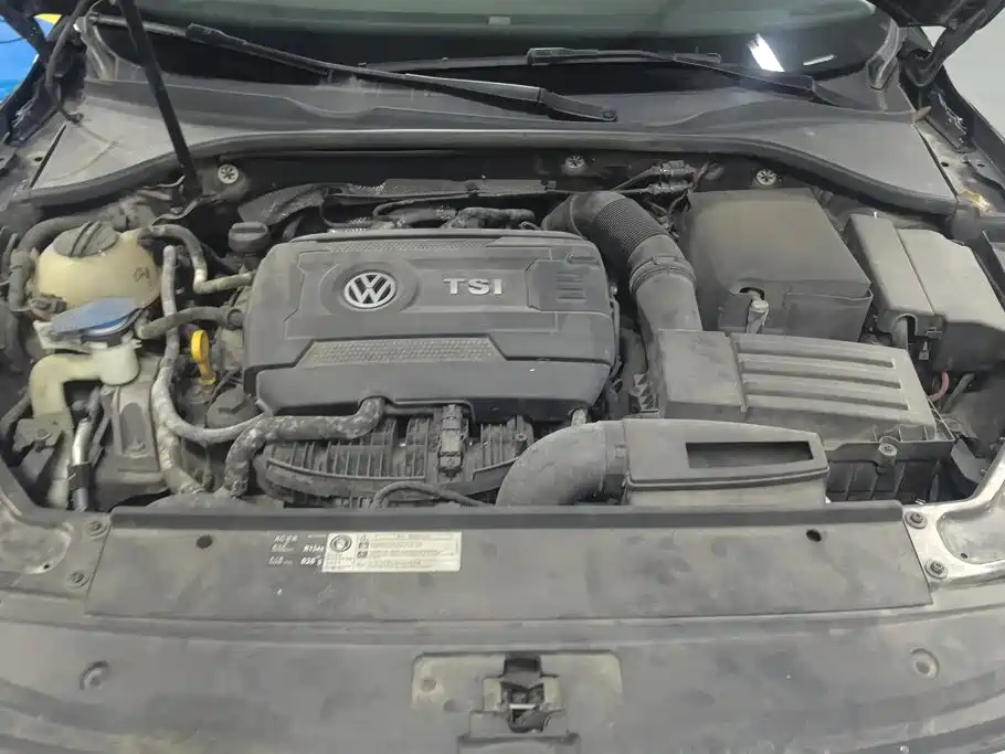 Volkswagen Passat 2018 — фото 10