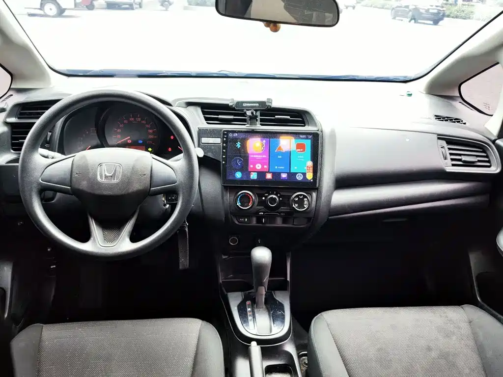 Honda Fit 2019 — фото 6