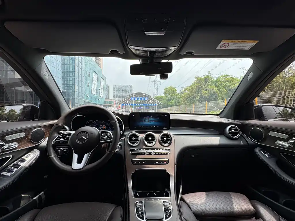 Mercedes-Benz GLC 2021