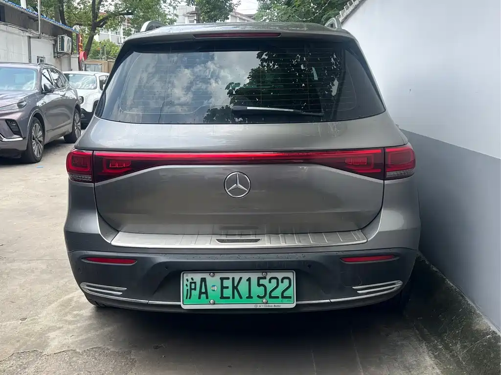 Mercedes-Benz EQB 2024