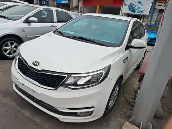 Kia K2 2015