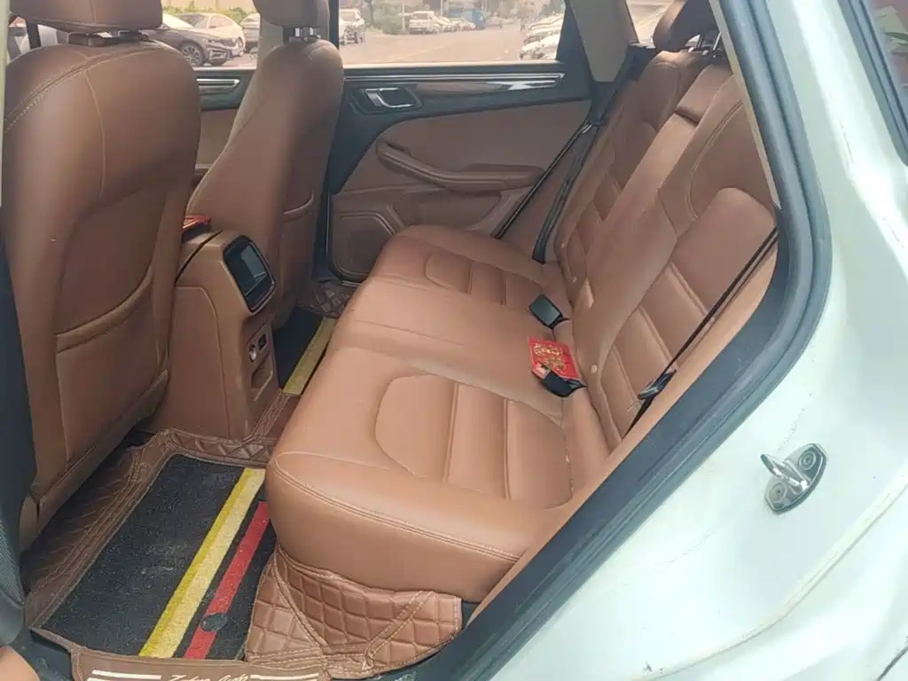 Zotye SR9 2017 — фото 17