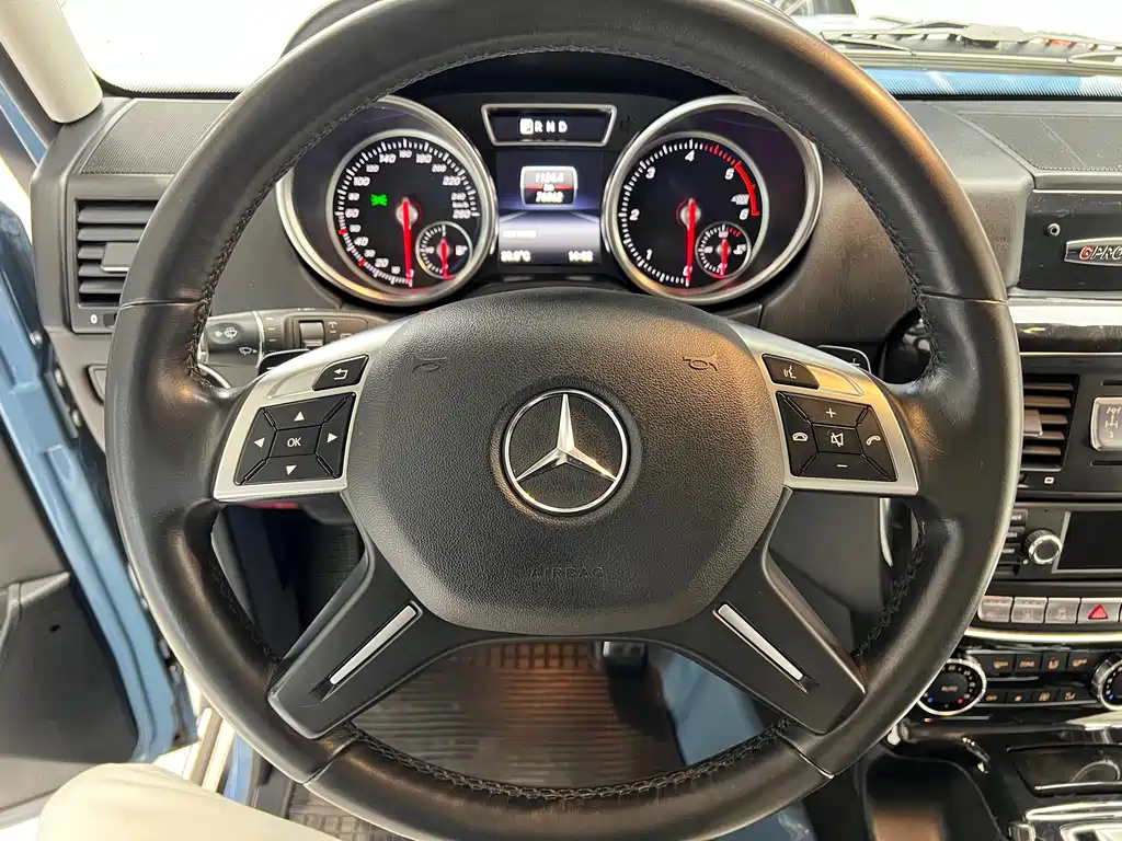 Mercedes-Benz G-Class 2016 — фото 31