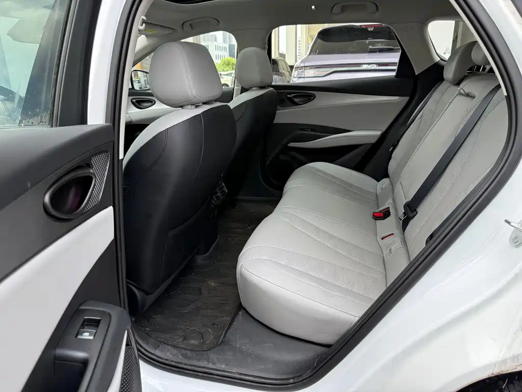 BYD Seal 06 DM-i Travel Edition 2025 — фото 12