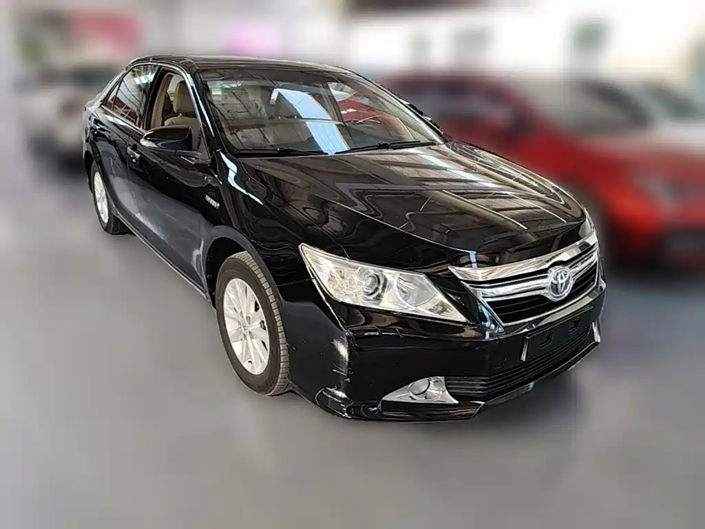 Toyota Camry 2015 — фото 7