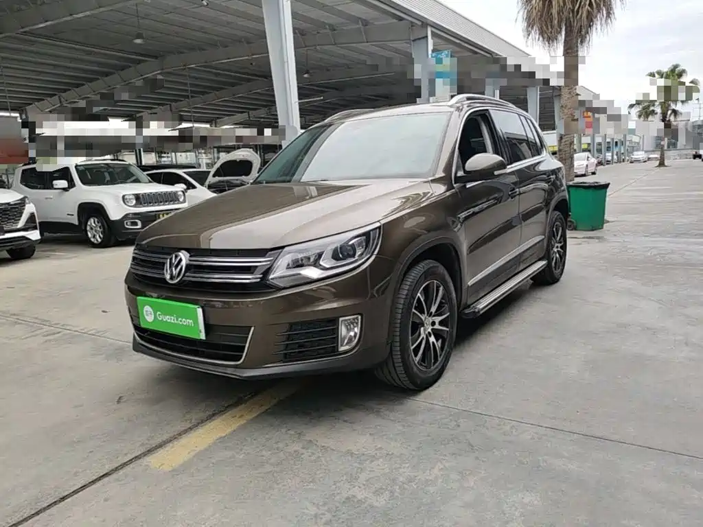 Volkswagen Tiguan 2016 — фото 1