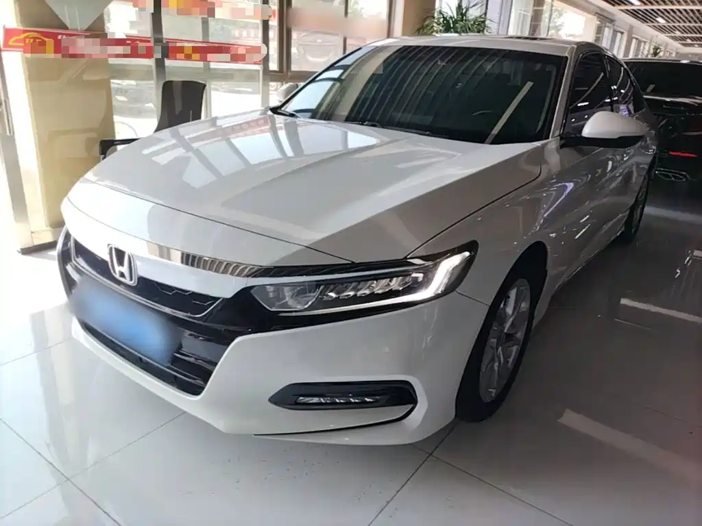 Honda Accord 2021 — фото 1