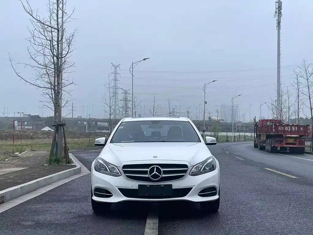 Mercedes-Benz E-Class 2015 — фото 3