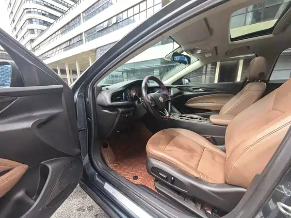 Buick Regal 2020