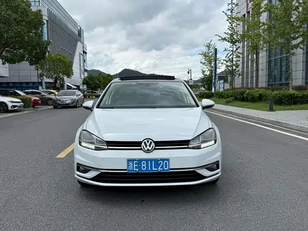 Volkswagen Golf 2020