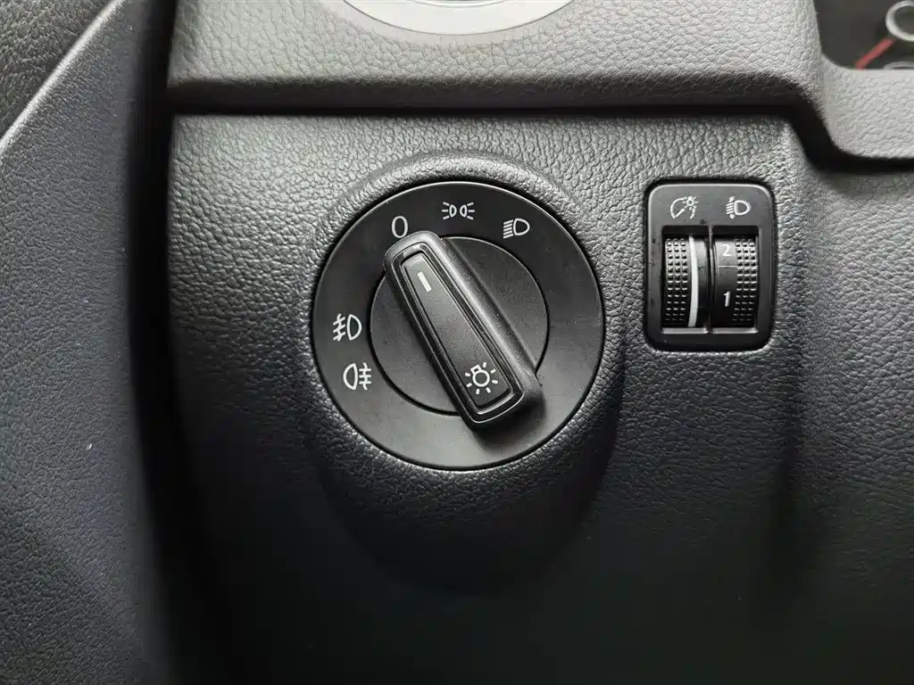 Volkswagen Tiguan 2017 — фото 21