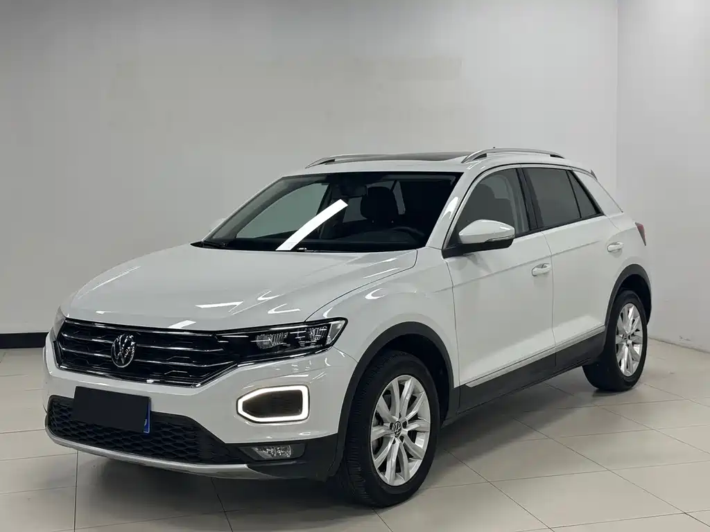 Volkswagen T-Roc 2023 — фото 1