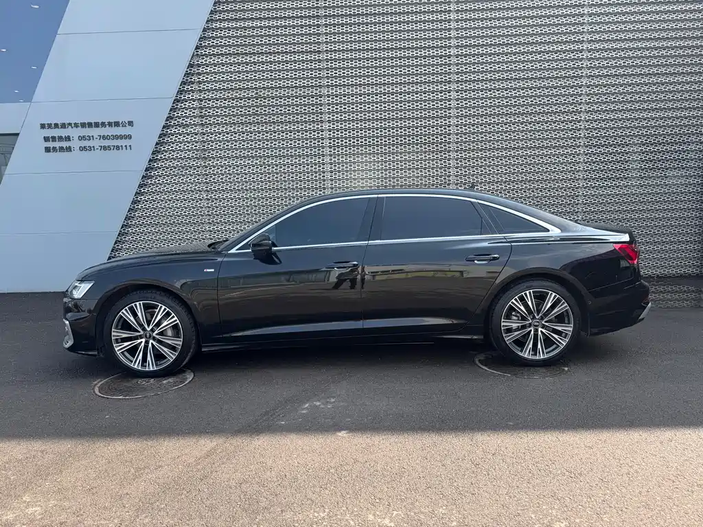 Audi A6L 2023 — фото 3