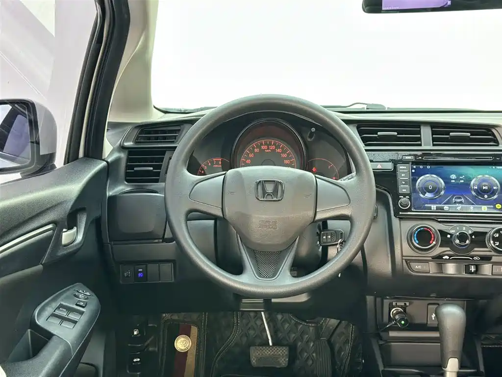 Honda Fit 2019 — фото 18