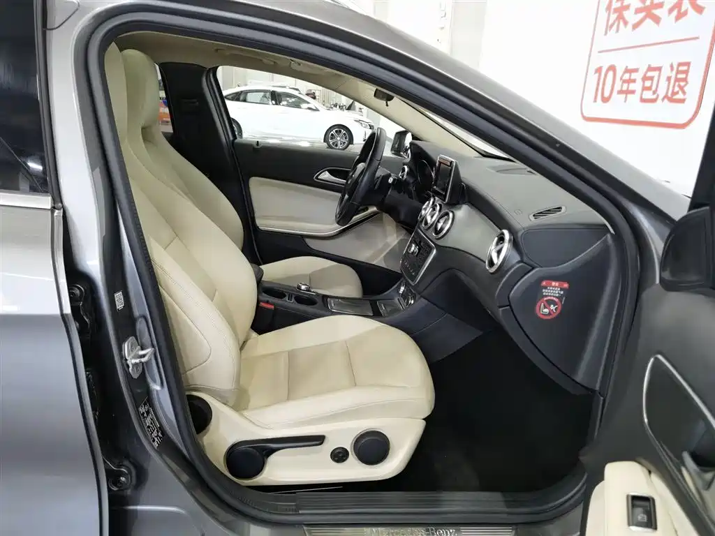 Mercedes-Benz GLA 2015 — фото 23