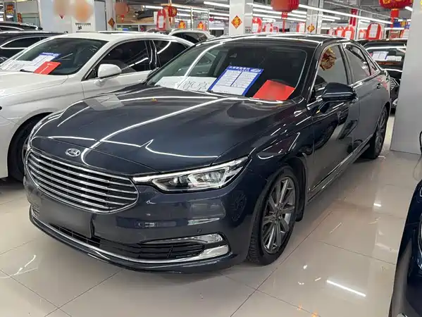 Ford Taurus 2020