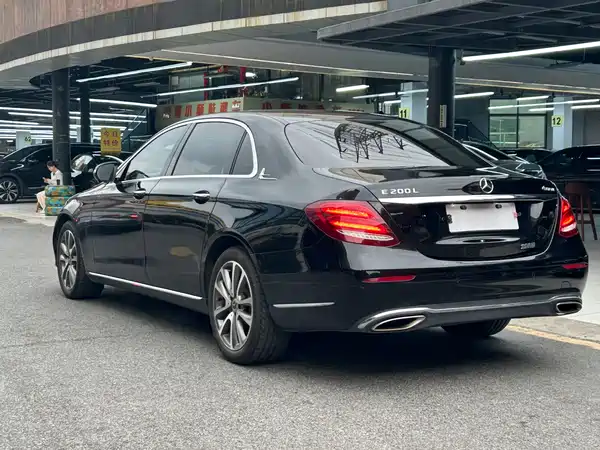 Mercedes-Benz E-Class 2018