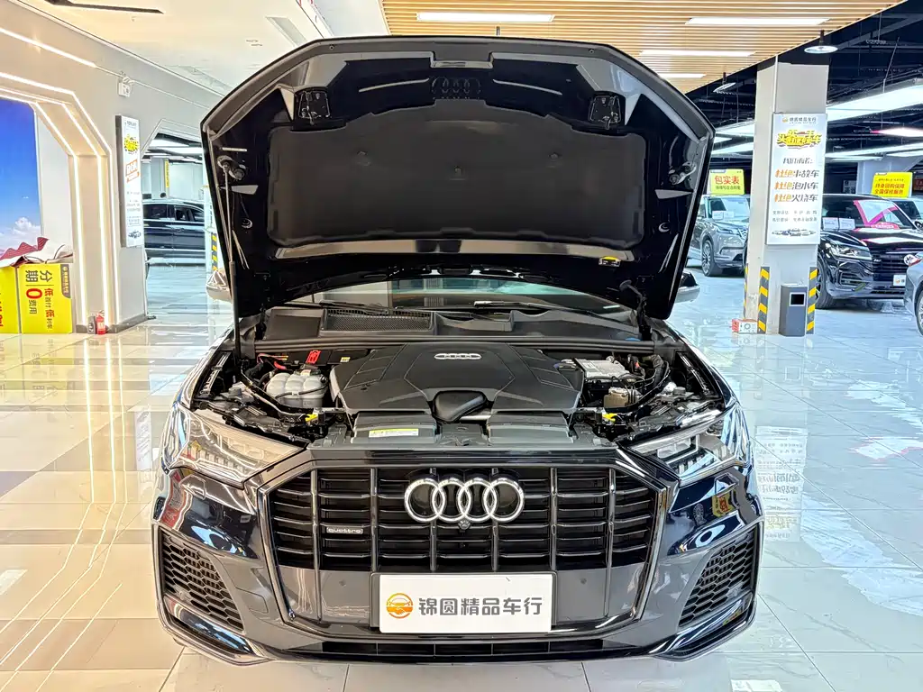 Audi Q7 2020 — фото 23