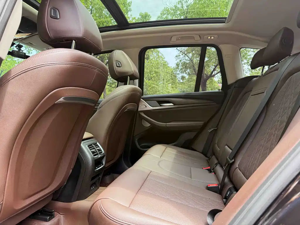 BMW X3 2022 — фото 11
