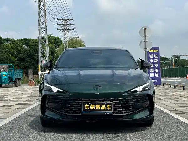MG MG7 2025