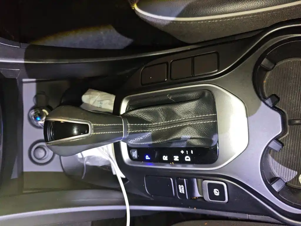 Hyundai Santa Fe 2016 — фото 10