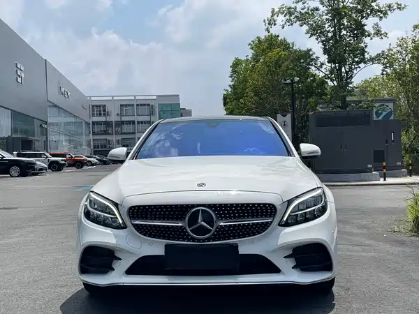 Mercedes-Benz C-Class 2021