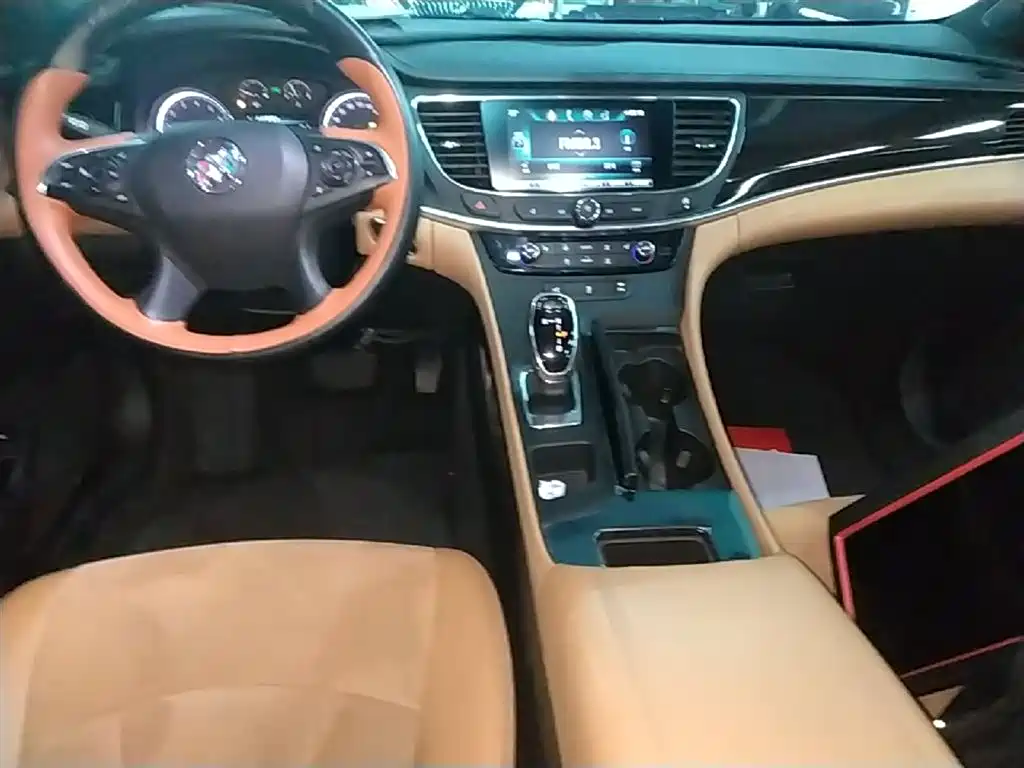 Buick LaCrosse 2019 — фото 13