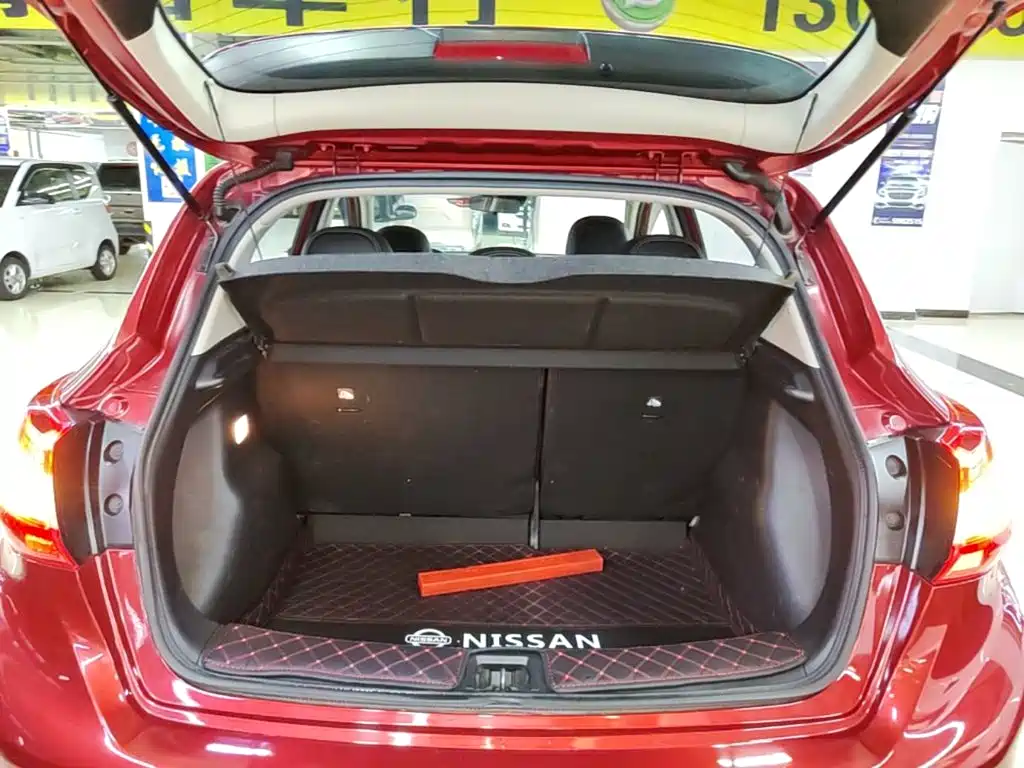 Nissan Tiida 2019 — фото 19