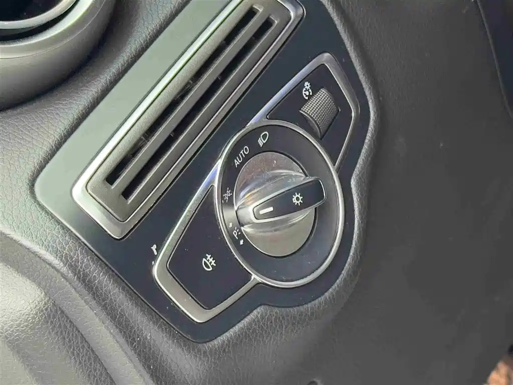Mercedes-Benz GLC 2022 — фото 15