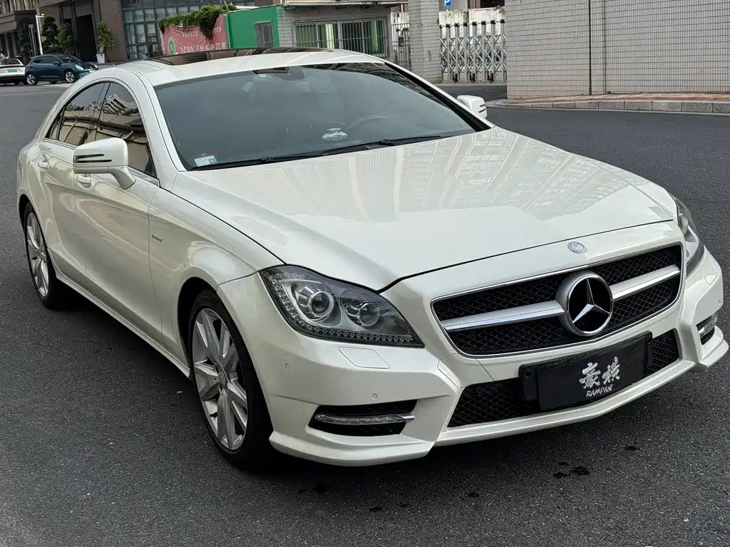 Mercedes-Benz CLS 2015 — фото 3