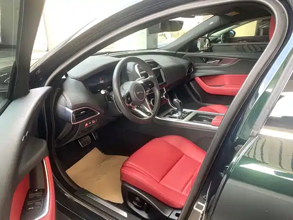 Jaguar XEL 2023