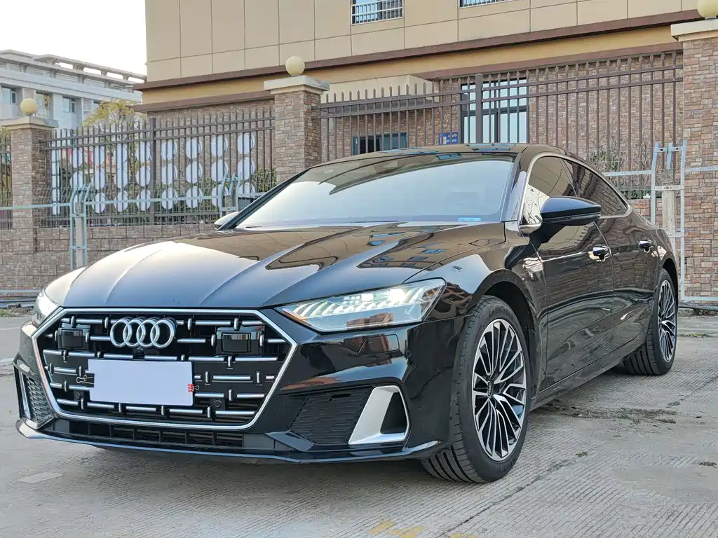 Audi A7L 2024 — фото 1