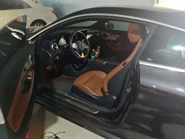 Mercedes-Benz C-Class 2021